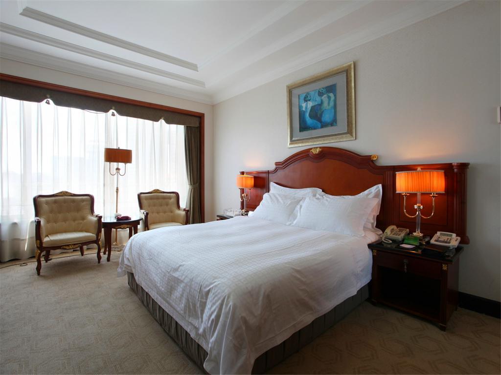 New Grand Dynasty Hotel Chaoyang  Ngoại thất bức ảnh