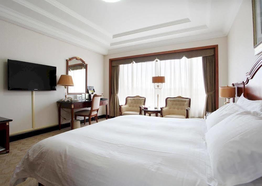 New Grand Dynasty Hotel Chaoyang  Ngoại thất bức ảnh